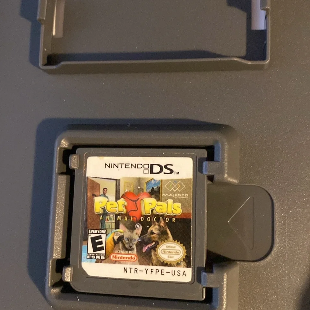 Nintendo DS Pet Pals Animal Doctor game.